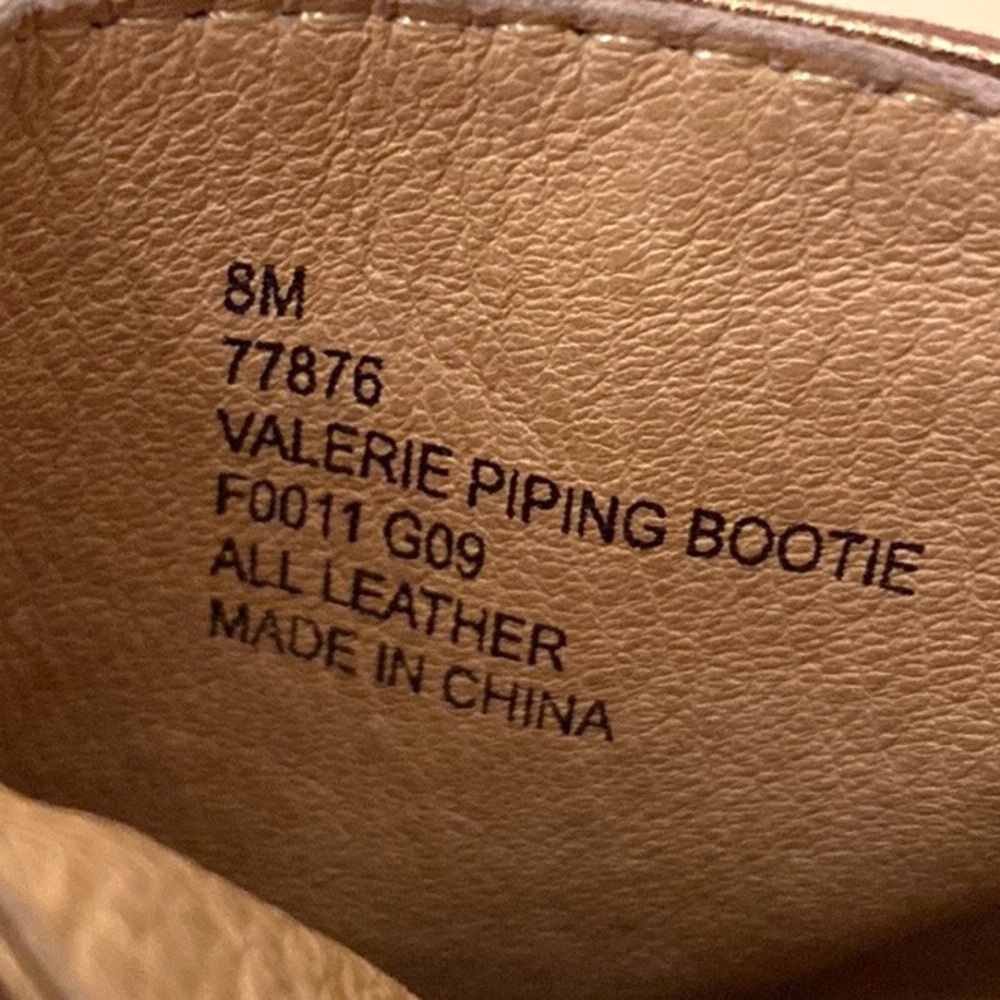 Frye Valerie Piping Purple SZ 8 Dark Cottagecore Goth Leather Ankle Bootie Heels - Picture 13 of 16